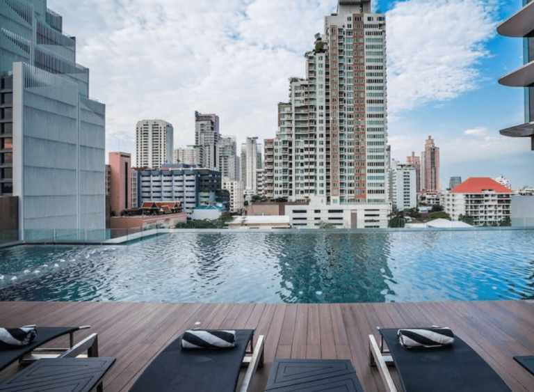 Hotel in Bangkok with a view from a high place with a swimming pool